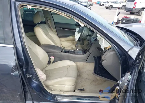 2013 Infiniti G37X из США, поврежденный, VIN JN1CV6AR0DM352849